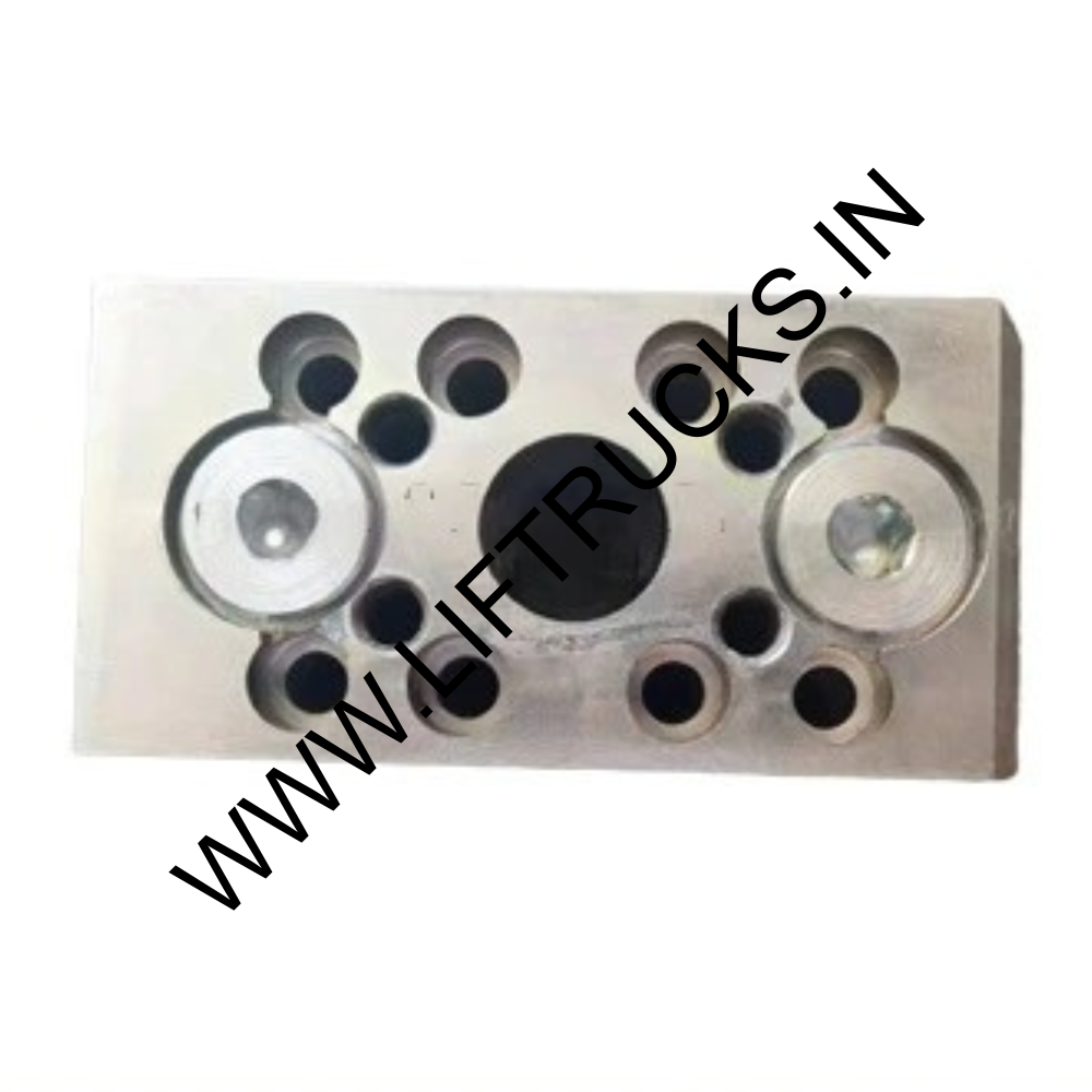 RIGHT MAIN PUMP HOSE BLOCK VALVE PLATE