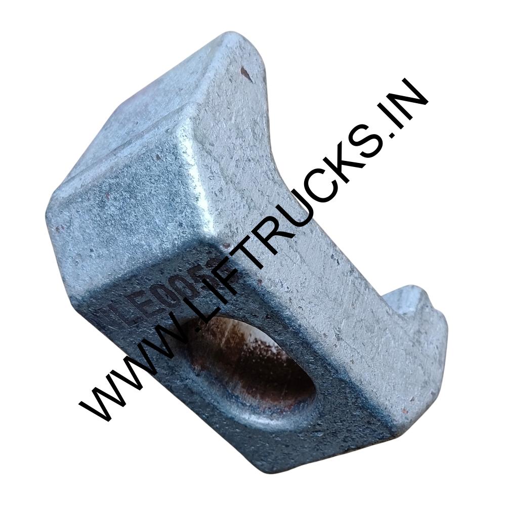 FRONT TYRE HUB THESSI